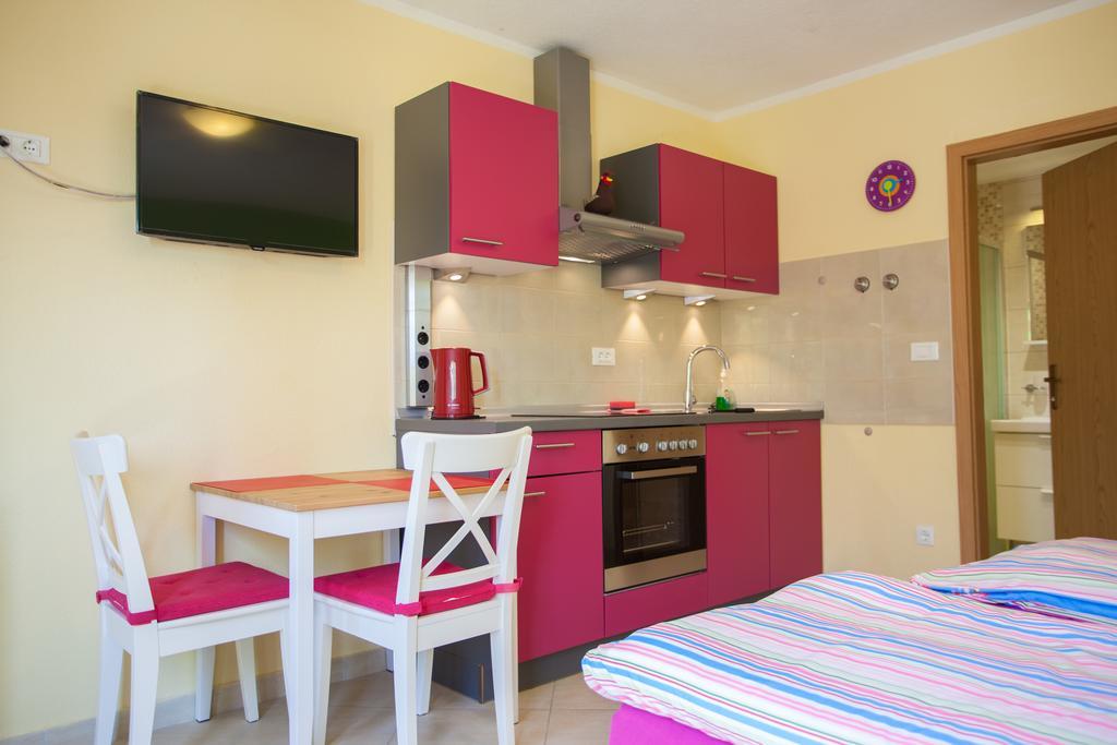 Apartment Dunja Cres Exteriör bild